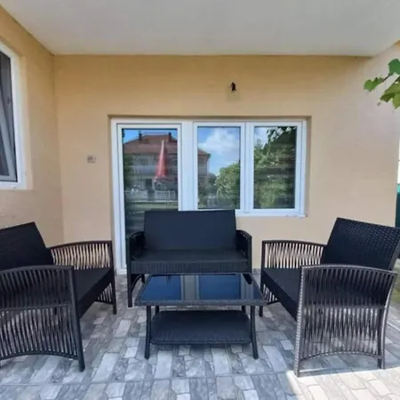 Zvezda Apartment Kladovo